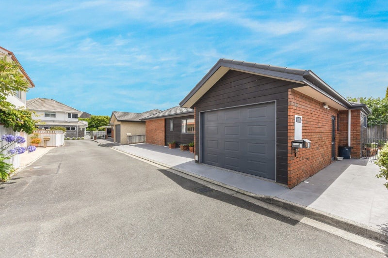 5 Highgrove Way, The Wood, Nelson - Carousel 24