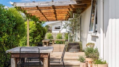 7 Hooper Street, Tamarau, Gisborne - Carousel 1