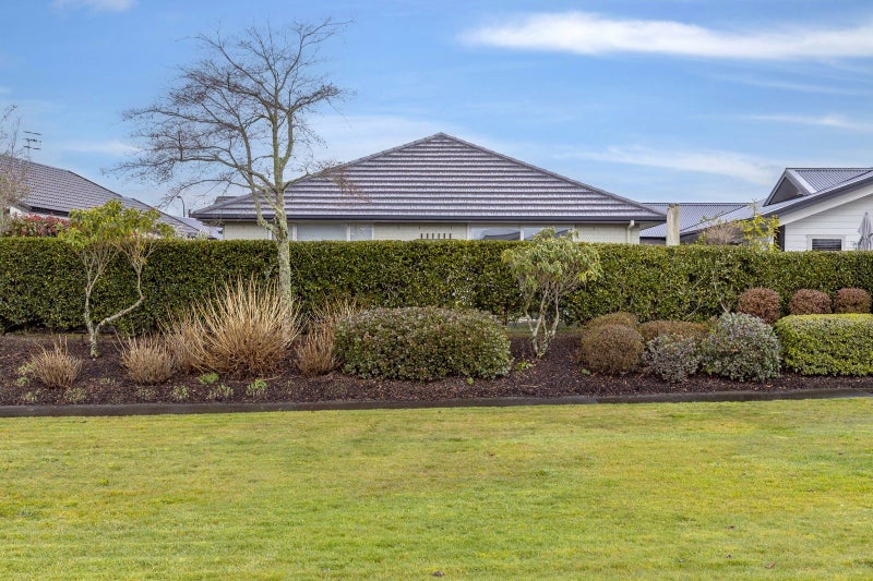 53 Chateau Crescent, Rangatira Park, Taupo - Carousel 1