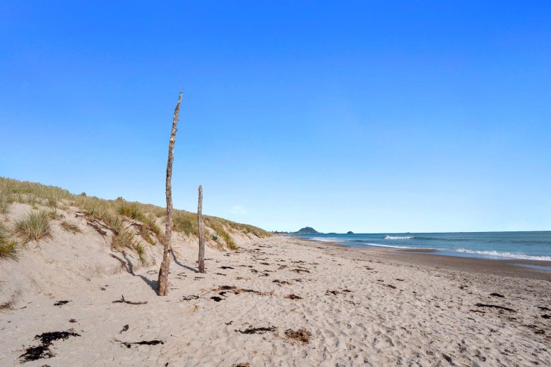 199 Papamoa Beach Road, Papamoa Beach, Papamoa - Carousel 24