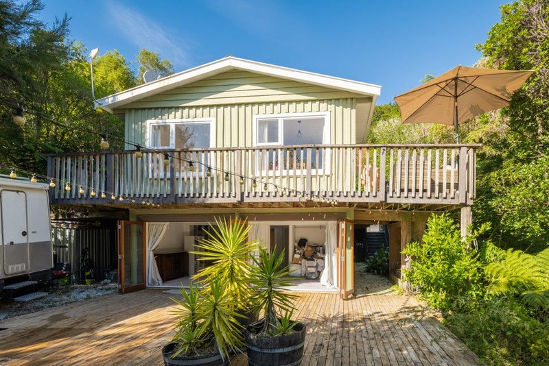 786 Queen Charlotte Drive, Picton - Carousel 1