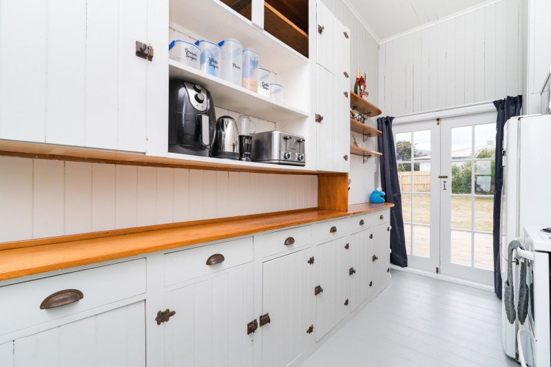 13 Karaka Street, Tokomaru, Palmerston North - Carousel 2