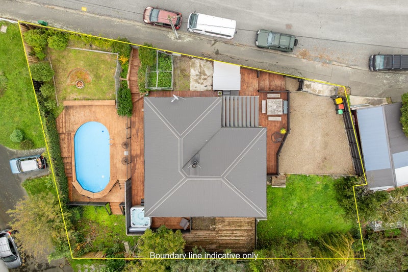 79 Saint Davids Street, Lyttelton - Carousel 24
