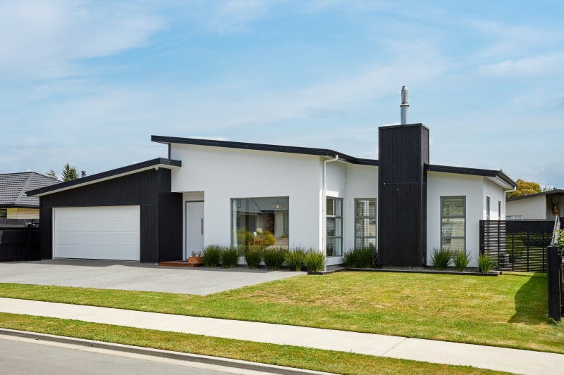 24 Grigg Drive, Witherlea, Blenheim - Carousel 1