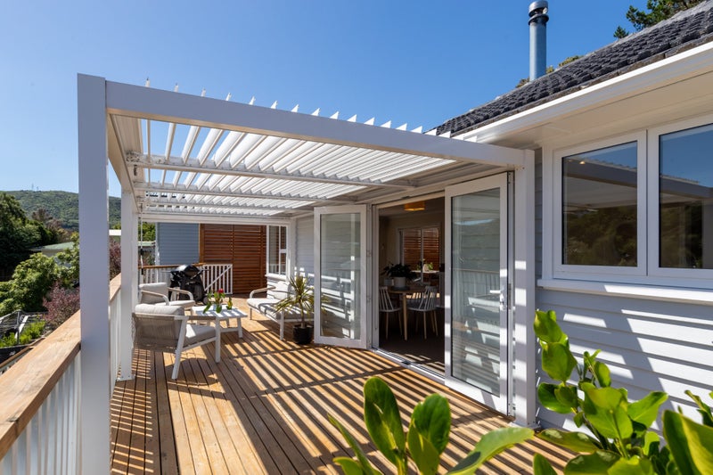 82 Thomas Street, Stokes Valley, Lower Hutt - Carousel 1