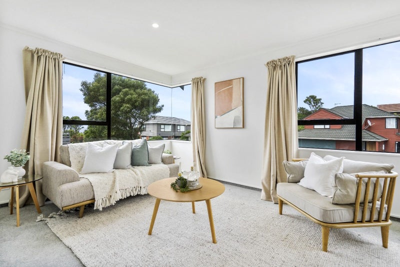 10A Shastri Terrace, Khandallah, Wellington - Carousel 1