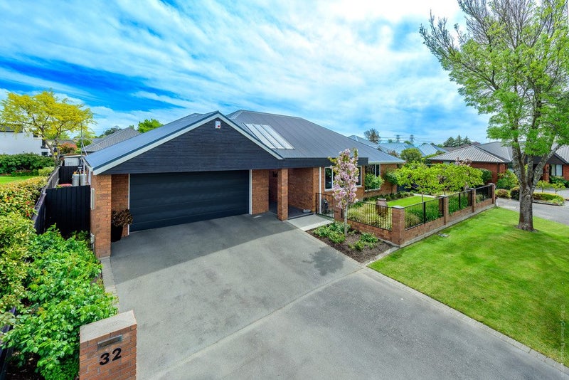 32 Althorp Place, Avonhead, Christchurch - Carousel 2