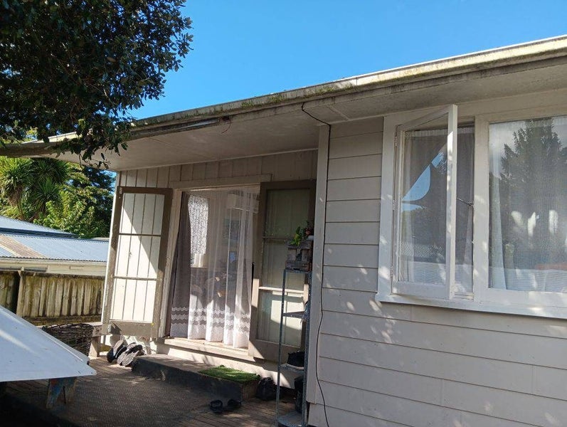 22 Gordon Road, Western Heights, Rotorua - Carousel 1