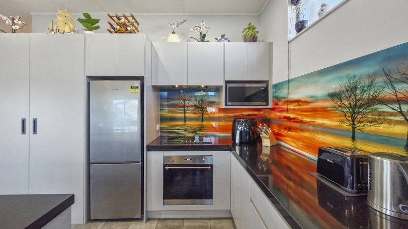 25 Hall Place, Foxton Beach, Foxton - Carousel 18