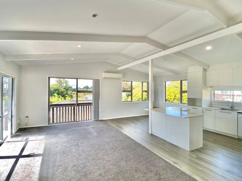 46 Udys Road, Pakuranga, Auckland - Carousel 1