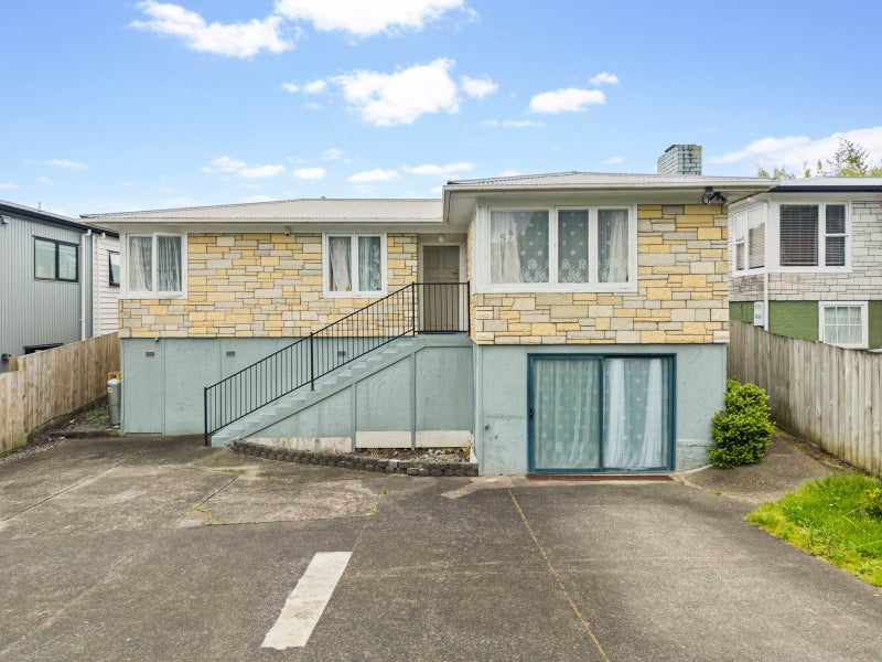 22 Jamaica Place, Blockhouse Bay, Auckland - Carousel 1
