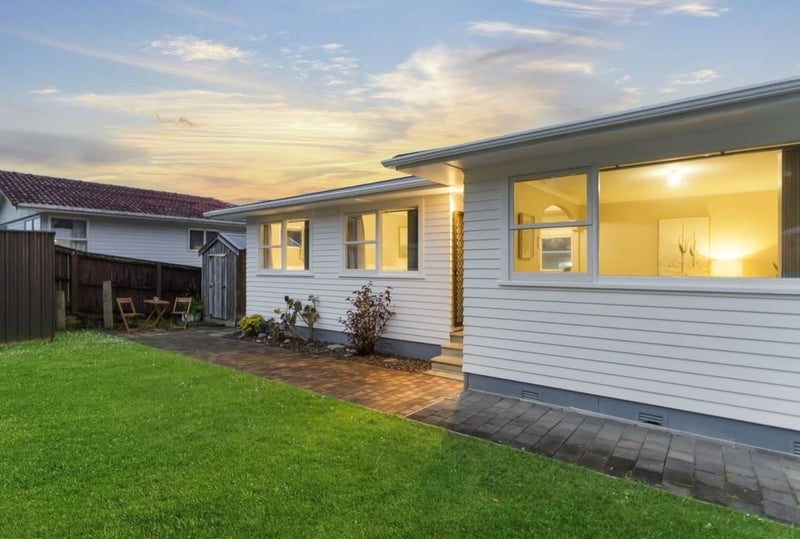 37 Compton Street, Hillcrest, Auckland - Carousel 2