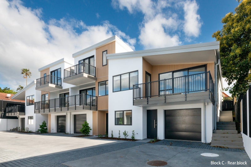 19 Memorial Way, City Centre, Tauranga, Bay Of Plenty - Carousel 1