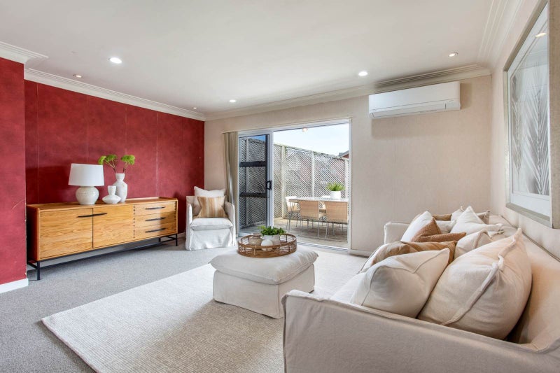 2/185 Shakespeare Road, Milford, Auckland - Carousel 2