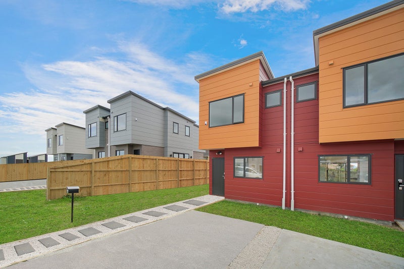 8A Poruru Close, Papakura, Papakura - Carousel 9
