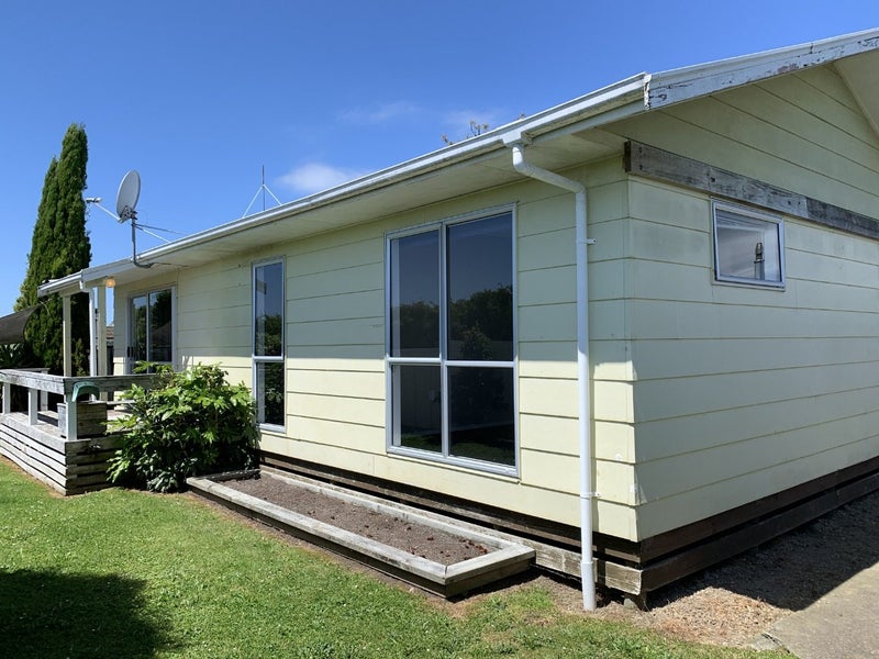 Property Valuation for 15 Featherston Street, Levin, Levin Trade Me