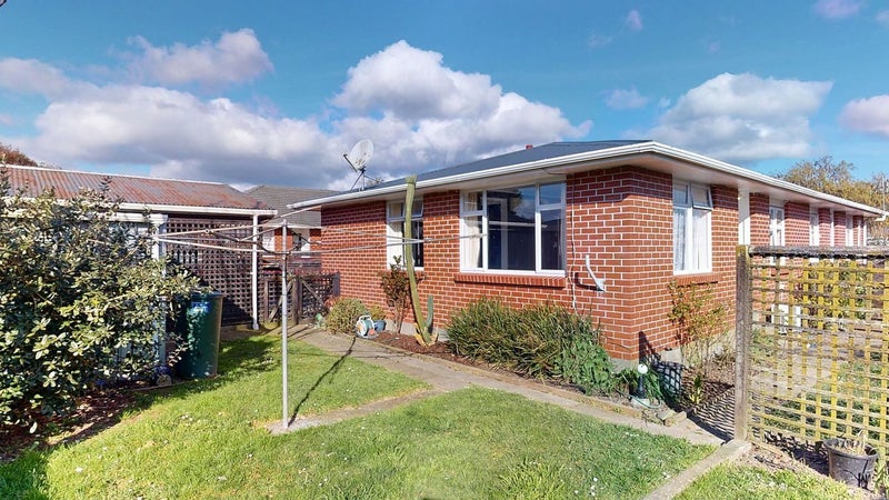 2/15 Clouston Park Road, Ebdentown, Upper Hutt - Carousel 2