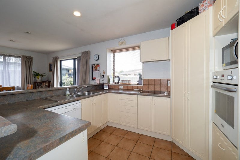 25 Peter Street, Ashburton - Carousel 2