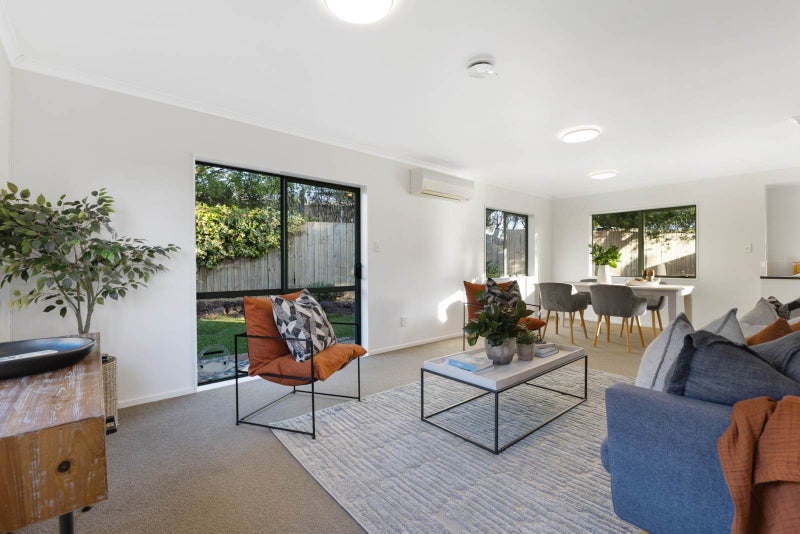 5 Portrush Lane, Takanini, Auckland - Carousel 2