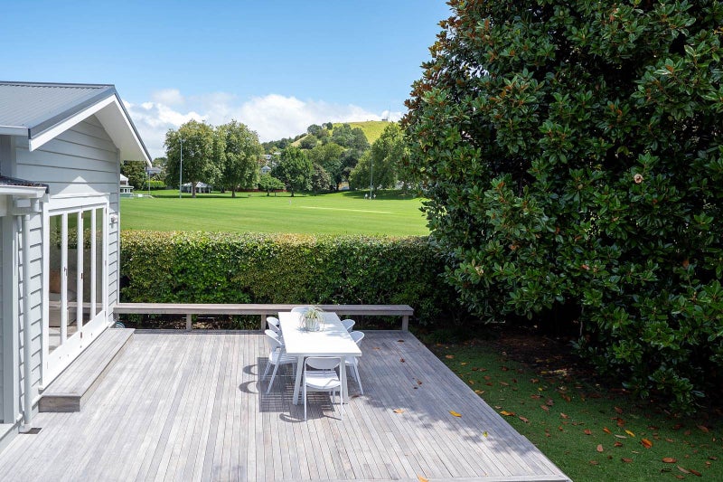 6 Tui Street, Devonport, Auckland - Carousel 1