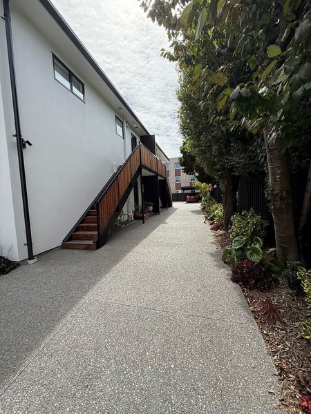 2/45 Berry Street, St Albans, Christchurch - Carousel 13