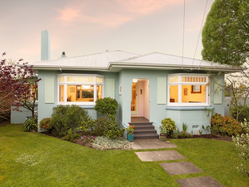 120 Nixon Street, Hamilton East, Hamilton - Carousel 1