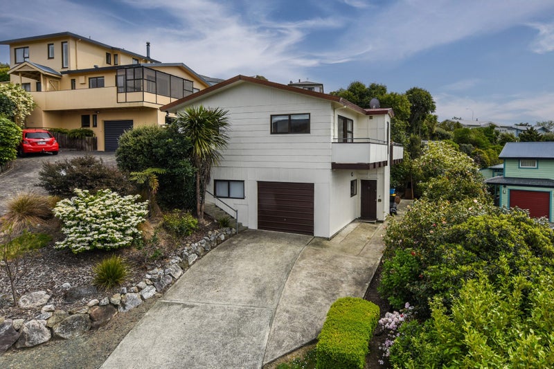 1/16 Britannia Heights, Stepneyville, Nelson - Carousel 2