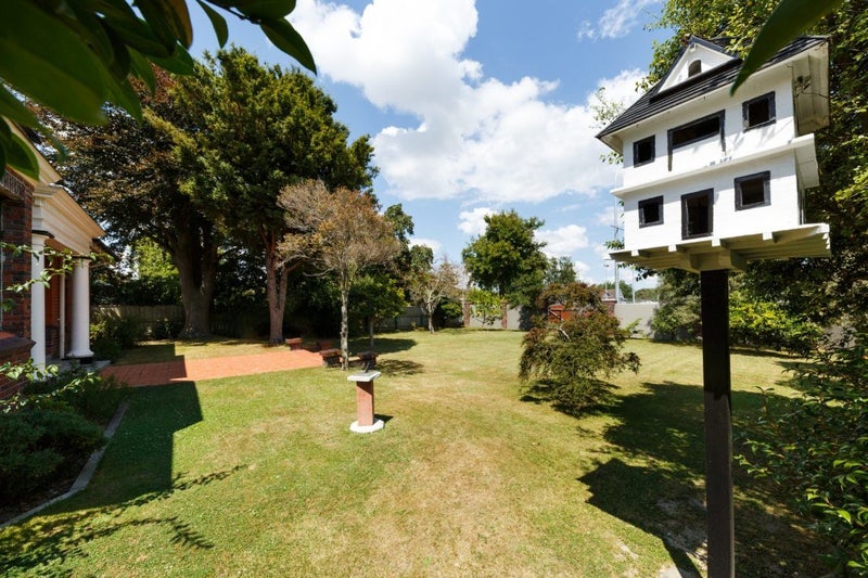 217 Fitzherbert Avenue, West End, Palmerston North - Carousel 12