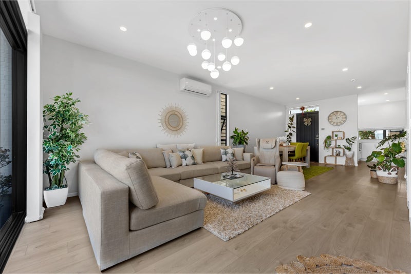 9 Battalion Drive, Papakura, Papakura - Carousel 1