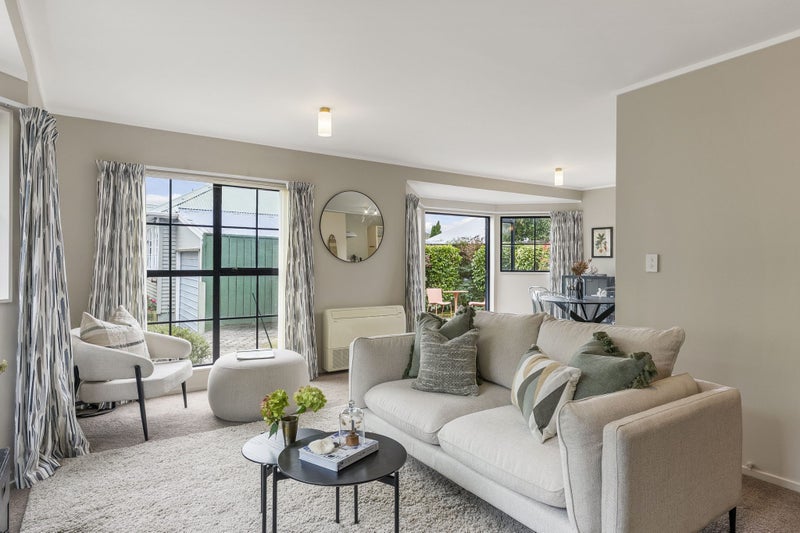 9A Dasent Street, Karori, Wellington - Carousel 2