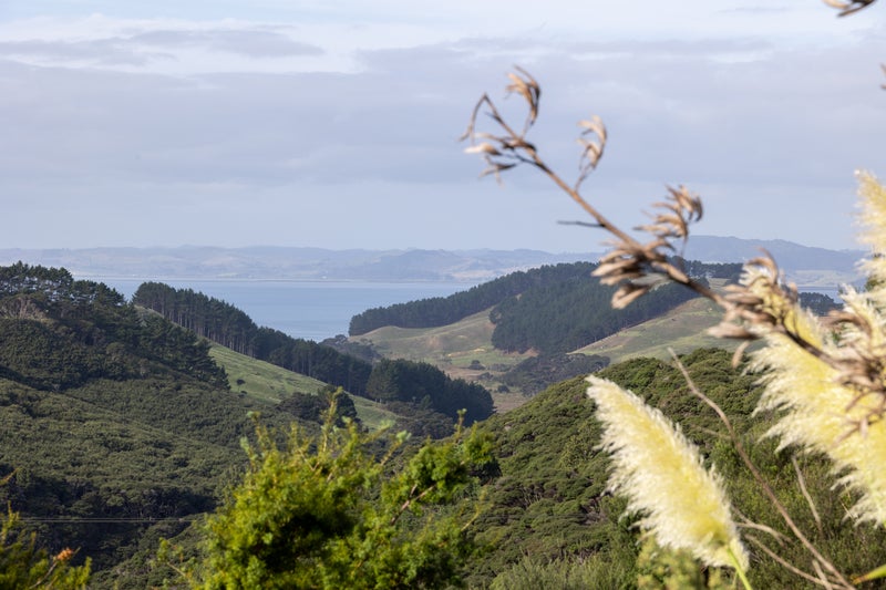 Property Valuation for 2722 South Head Road, Helensville Trade Me Property Trade Me Property