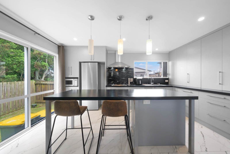 1/36 EDWARDS AVE, Henderson, Auckland - Carousel 2