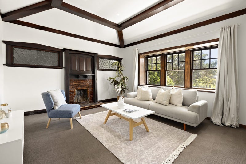 2/5 Grove Road, Kelburn, Wellington - Carousel 2