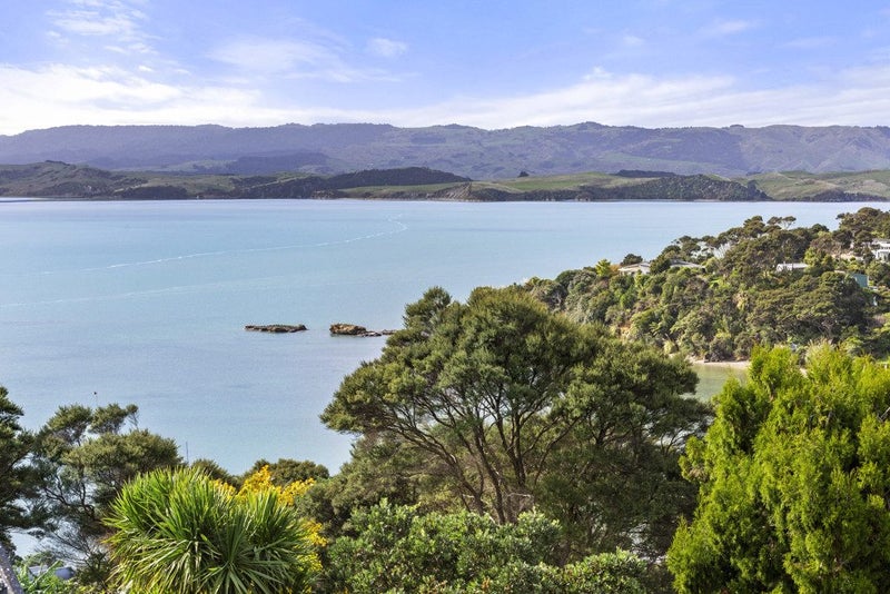 21 Bay View Road, Raglan, Raglan - Carousel 1