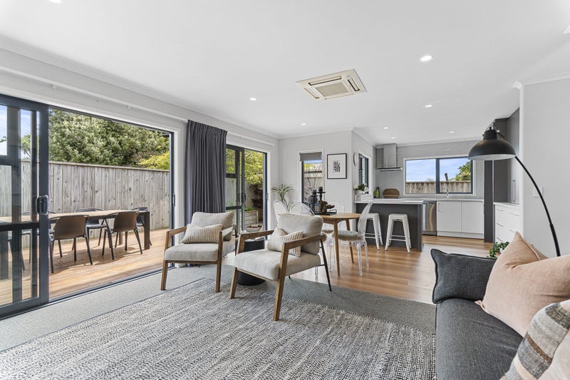 25B Karaka Street, Merrilands, New Plymouth - Carousel 2