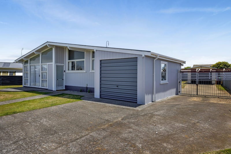 9 Koromiko Avenue, Hawera - Carousel 2