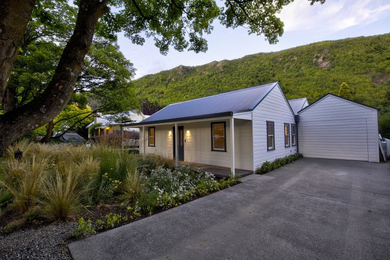 25 Bedford Street, Arrowtown, Arrowtown - Carousel 2