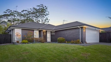 8 Cottage Court, Silverdale, Silverdale - Carousel 1