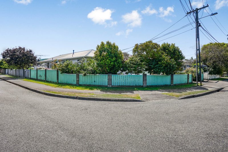 1 Junction Street, Fairfield, Lower Hutt - Carousel 18
