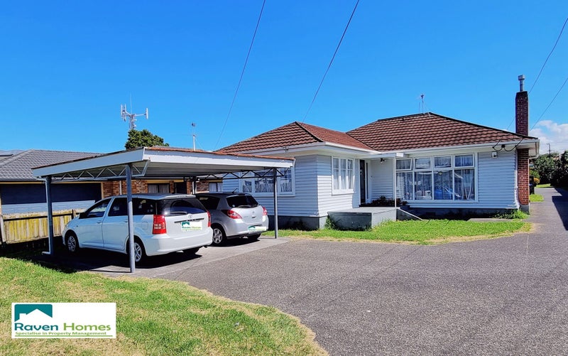 8 Clinker Street, Three Kings, Auckland - Carousel 1