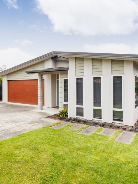 410 Ruahine Street, Terrace End, Palmerston North - Carousel 23