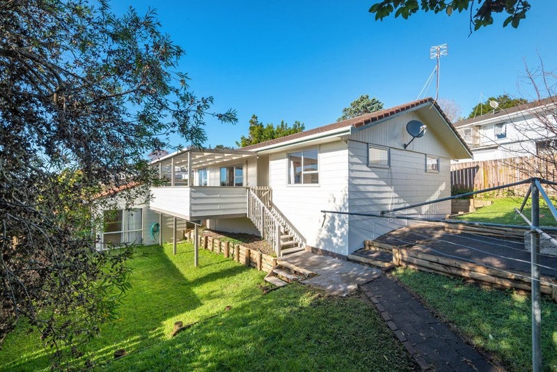 3 Tesla Place, Totara Vale, Auckland - Carousel 1