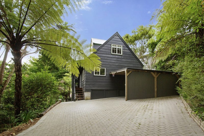 43 Dalton Grove, Stokes Valley, Lower Hutt - Carousel 1