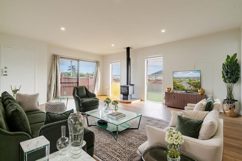 1/49 Fernaig Street, Papakura, Papakura - Carousel 1