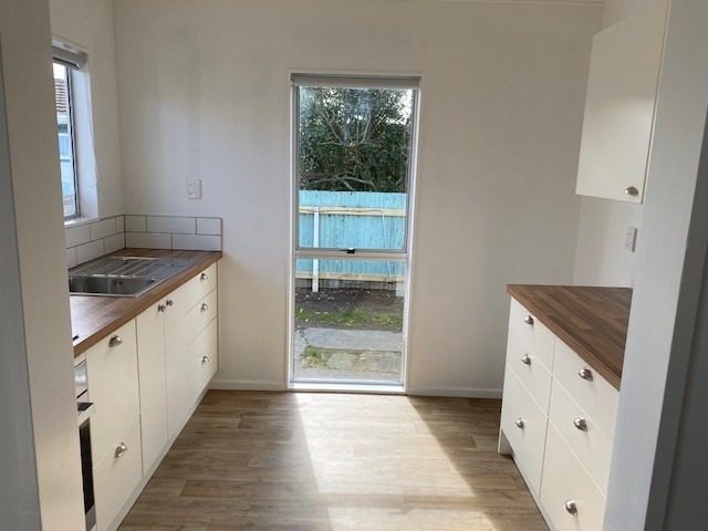 32A Cartier Crescent, Flaxmere, Hastings - Carousel 2