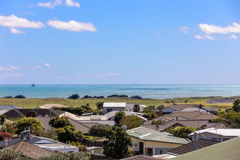 47A Glamis Avenue, Bell Block, New Plymouth - Carousel 1