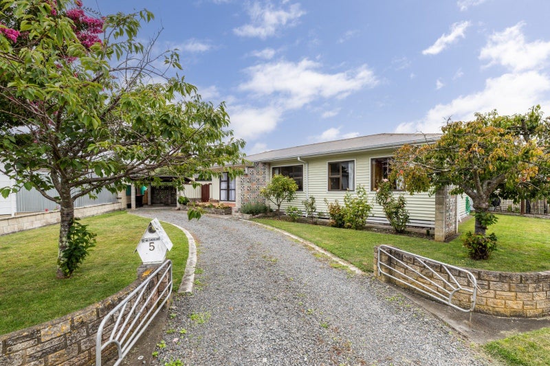 5 Ngarimu Street, Havelock North, Havelock North - Carousel 1