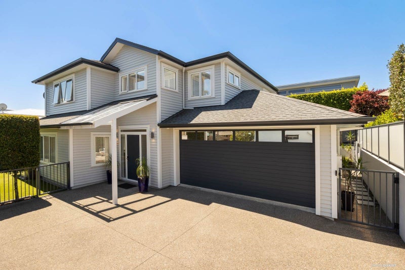 27A St Michaels Avenue, Point Chevalier, Auckland - Carousel 2