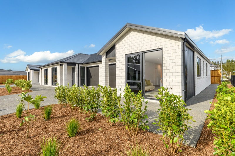 2 Lily Pond Lane, Katikati, Katikati - Carousel 1