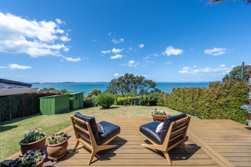 112 Clovelly Road, Bucklands Beach, Auckland - Carousel 1